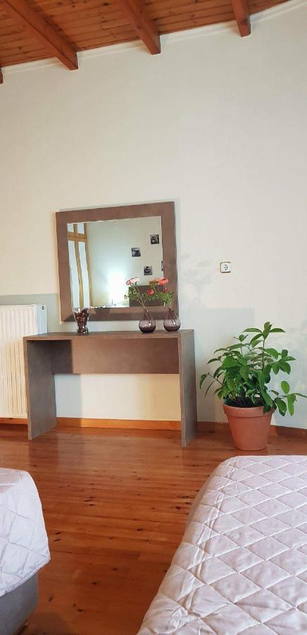 Eleas Gi Villa Vitaládes Екстериор снимка