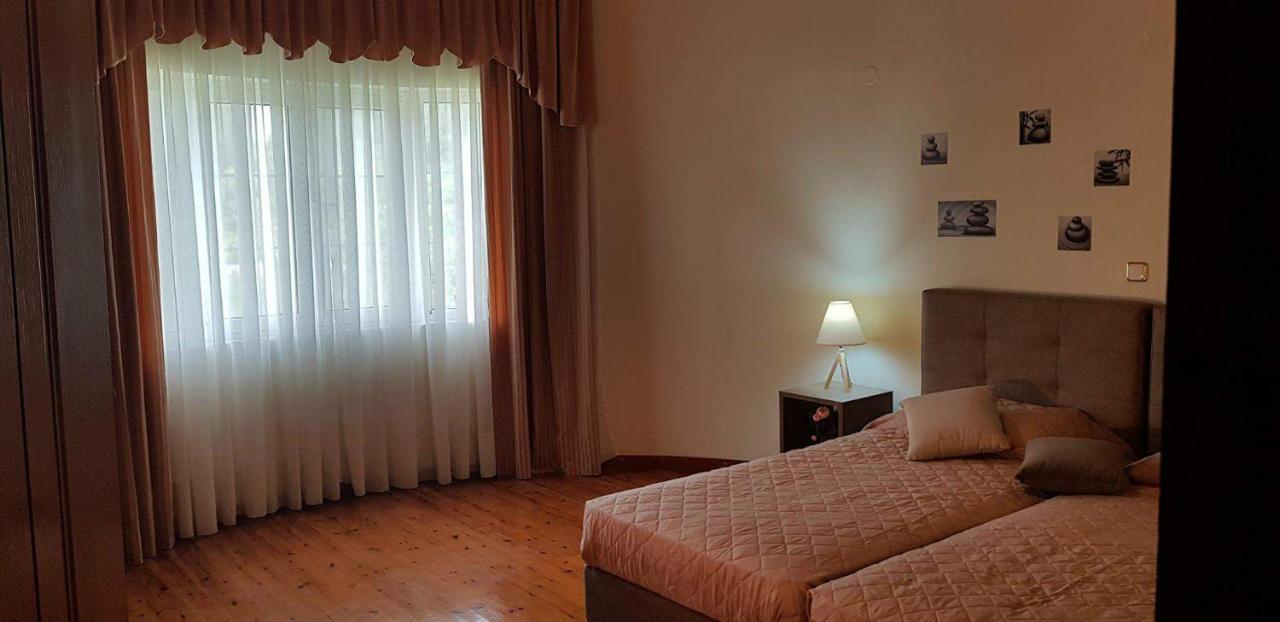 Eleas Gi Villa Vitaládes Екстериор снимка